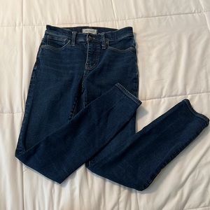 Madewell 9” Mid-rise Skinny Blue jeans size 25